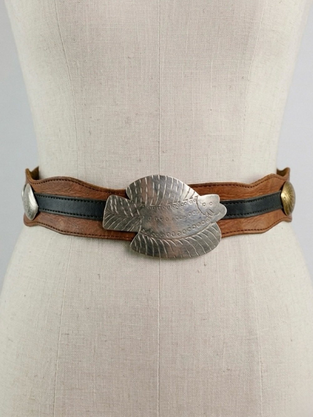 SOLD Fish Sea Ocean Aquatic Belt Size Small Medium Brown